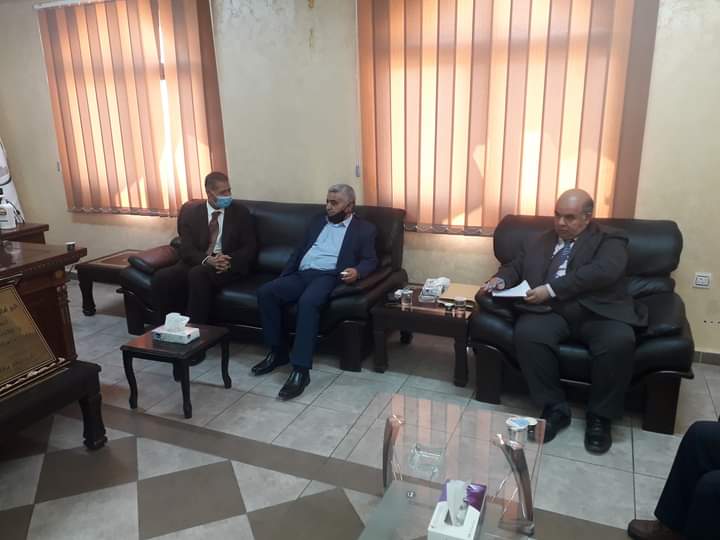 رئيس لجنة بلدية معان الكبرى يستقبل السفير المصري