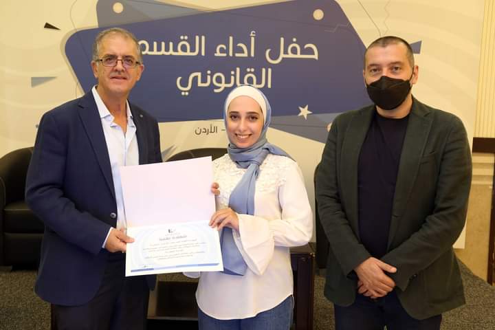 114 مهندسا ومهندسة يؤدون اليمين القانونية في عمان_ صور