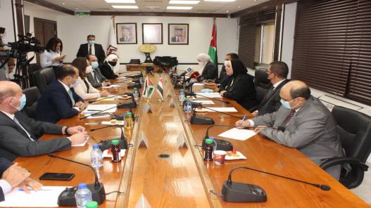 الأردن يطلب من مصر تذليل صعوبات تصدير تواجه شركات أردنية