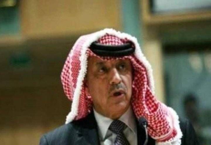 كريشان يعلن حل مجالس المحافظات