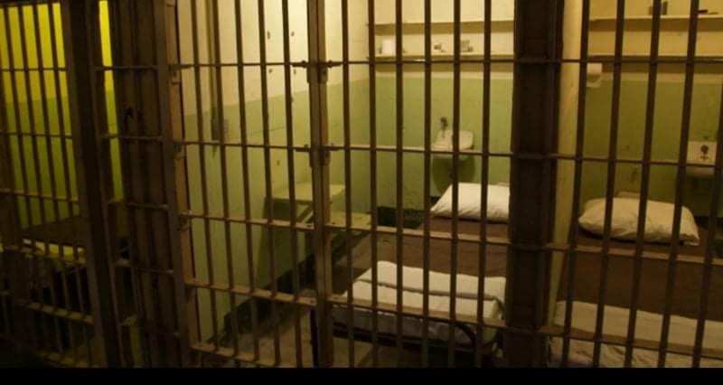 صلح عمان تحبس مساعد امين عام هيئة مستقلة ...تفاصيل