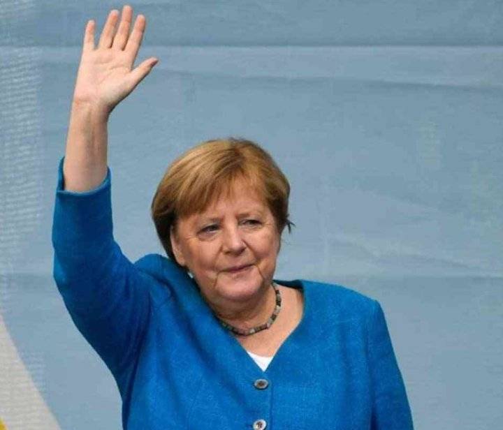 «المستشارة الأبدية».. ميركل تستعد لوداع السياسة