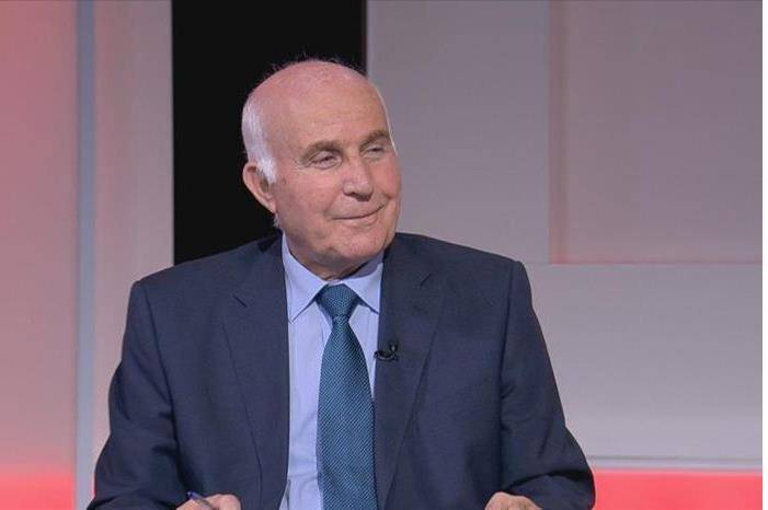 الصحة : قرار بإزالة الحاجز البلاستيكي في وسائل النقل العام