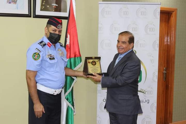 جمعية صقور الأردن تكرم إدارة الدوريات الخارجية