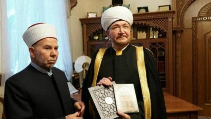 مفتي المملكة: شعبنا محصن فكريا ضد الإرهاب وفكره الظلامي