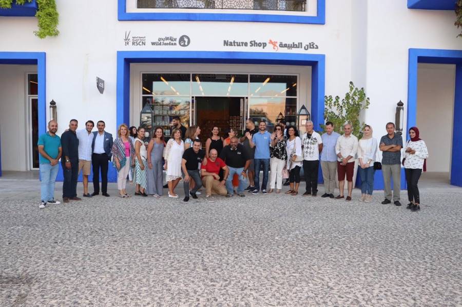 افتتاح دكان الطبيعة في أيلة العقبة...صور