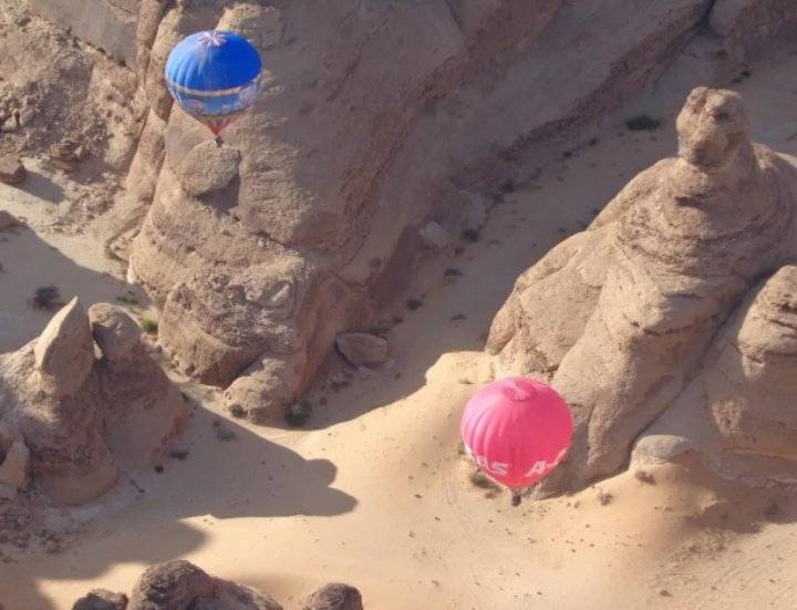 مهرجان المناطيد ينطلق في المثلث الذهبي اليوم