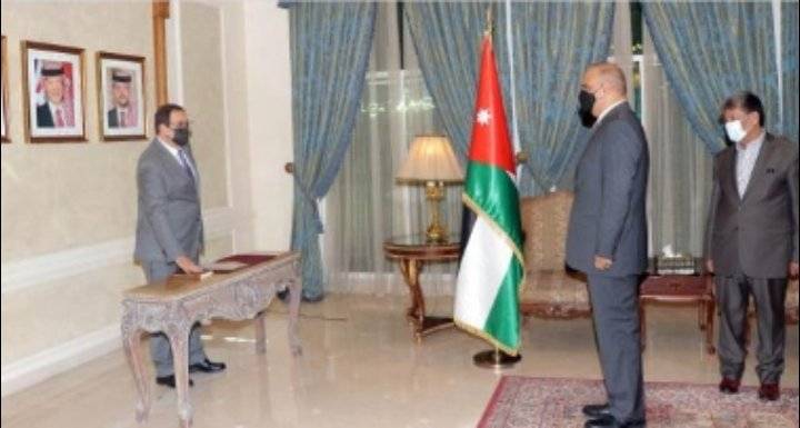 مجلس مفوضي هيئة تنظيم الطيران المدني يؤدون اليمين القانونية