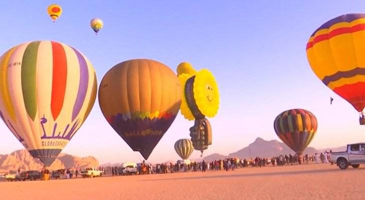 الفرجات: مهرجان المناطيد يسهم بالترويج السياحي للبترا