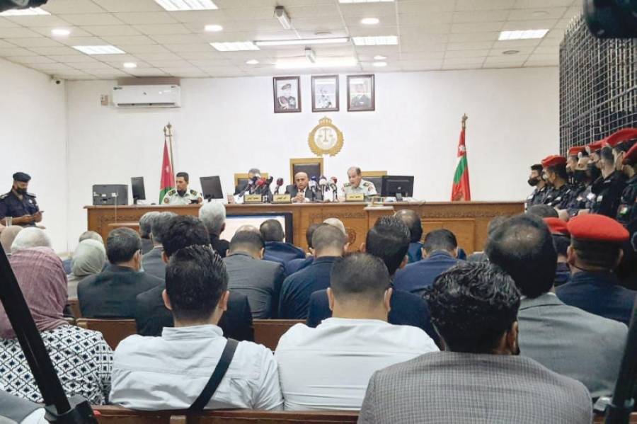 العفيف: محكومو قضية (التبغ) لا تشملهم المصالحة