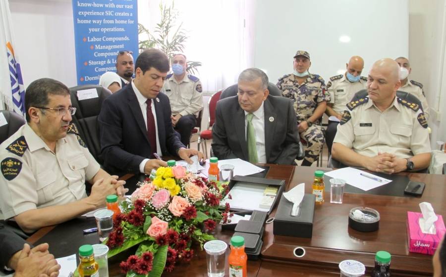 مدير عام الجمارك يتفقد سير العمل في جمرك مدينة الملك عبالله الثاني سحاب.