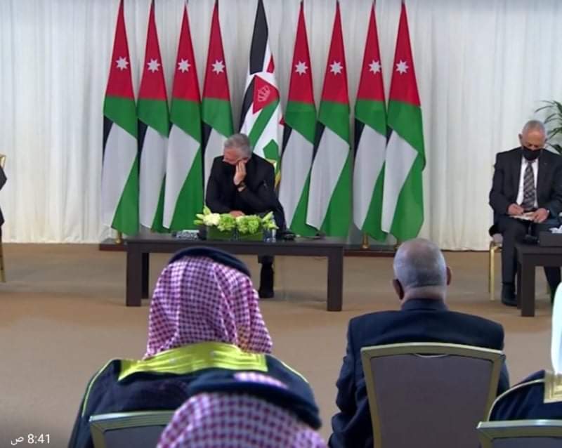 شيوخ ووجهاء بني صخر يثمنون لقاء جلالة الملك مع أبناء البادية الوسطى وتلبية مطالبهم والتي تؤسس لتنمية حقيقية...صور وفيديو