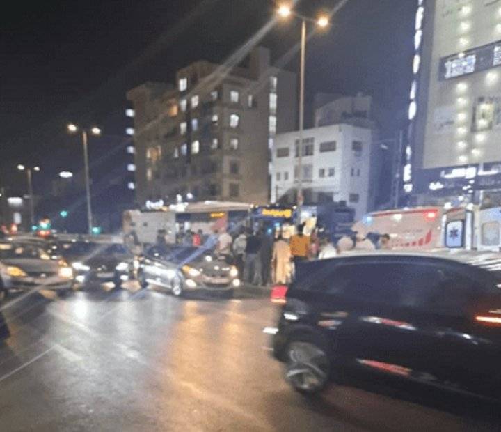 الباص السريع يدهس مواطنا بالقرب من الاردنية