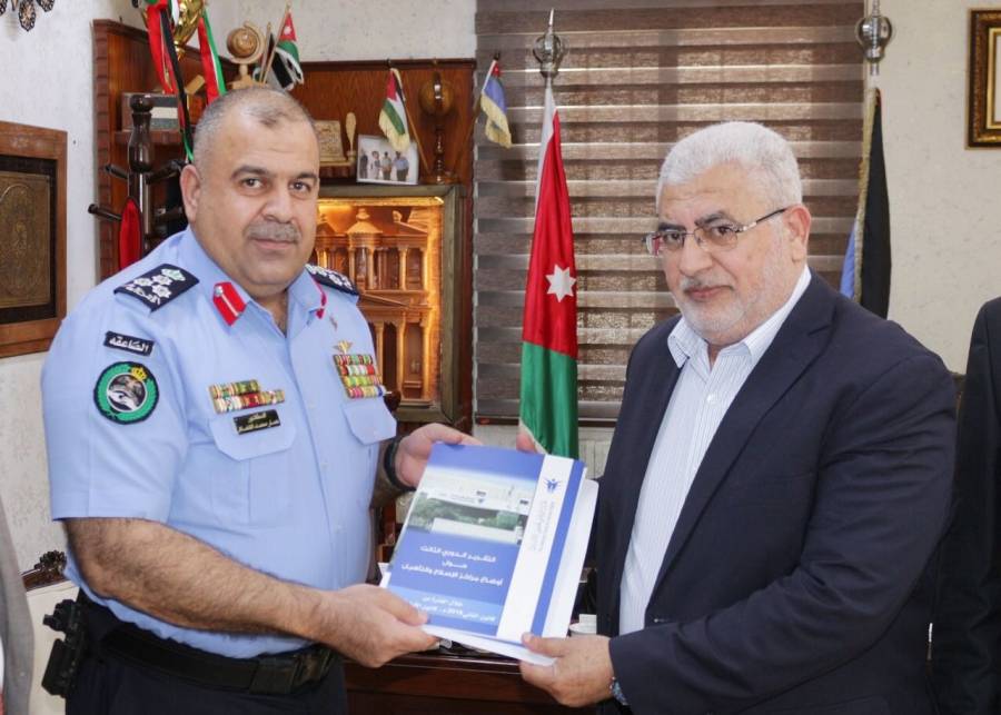 المركز الوطني لحقوق الإنسان يزور إدارة مراكز الإصلاح والتأهيل ويثني على جهودها .