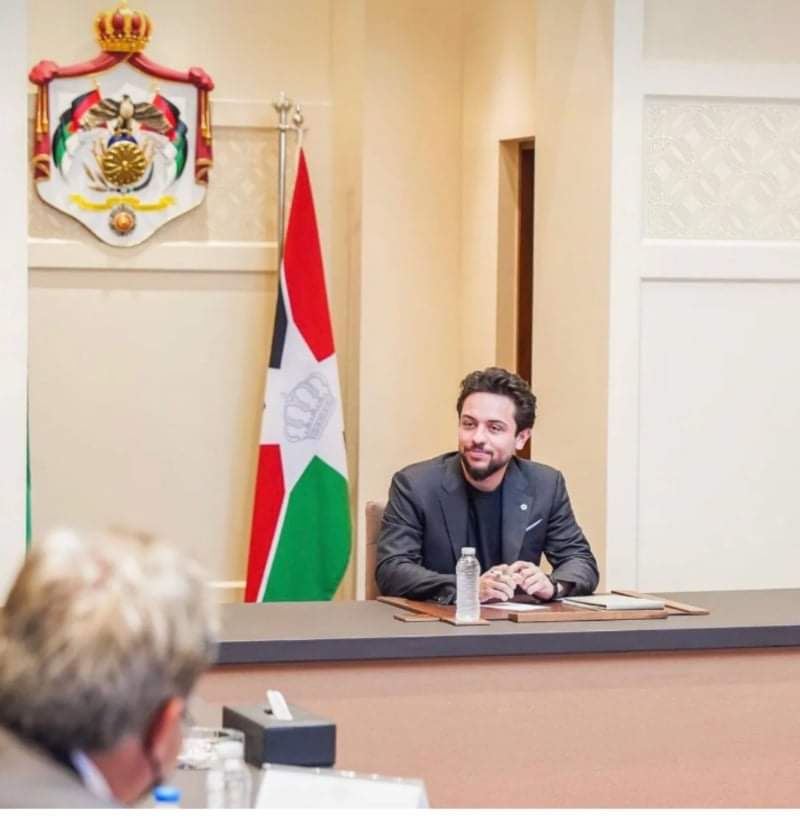 ولي العهد يعلن شفاءه من فيروس كورونا