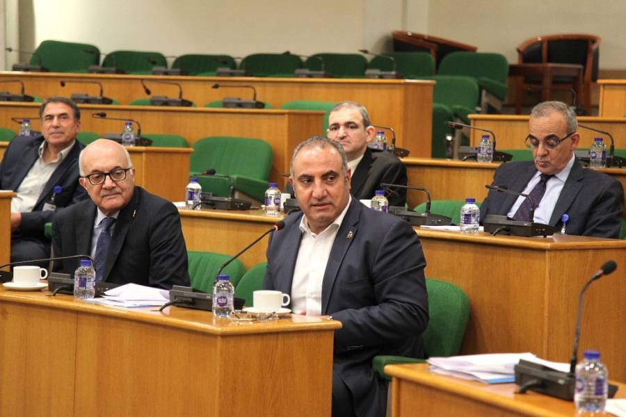 الأمانة تصادق على عدد من القرارات