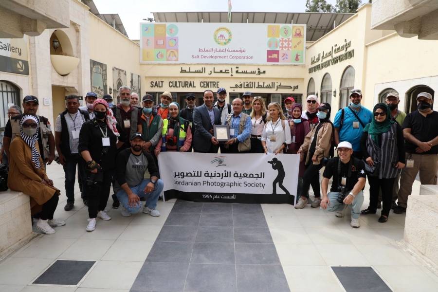 هيئة تنشيط السياحة تنظم جولة لـ  المصوريين الاردنيين  في السلط