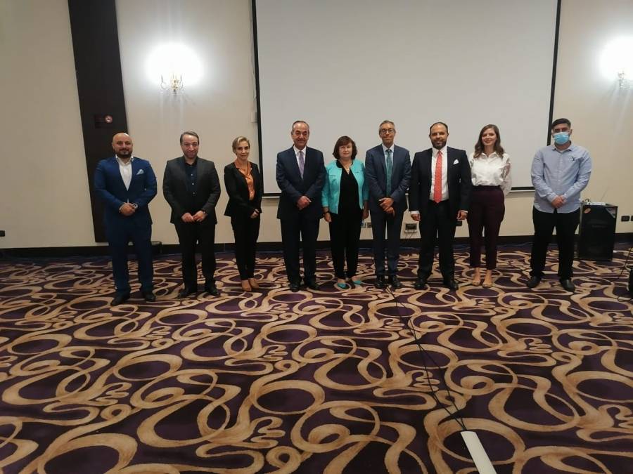 تطوير استراتيجية السياحة المحلية والمواقع السياحية