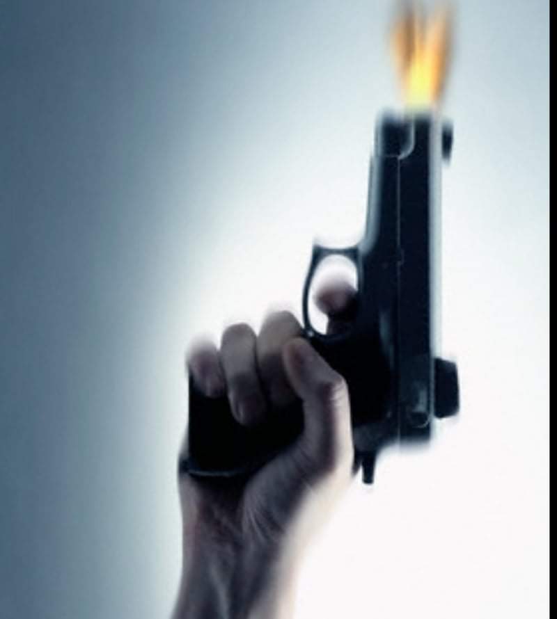 مواطن يطلق النار على طبيب ويسلم نفسه للأمن