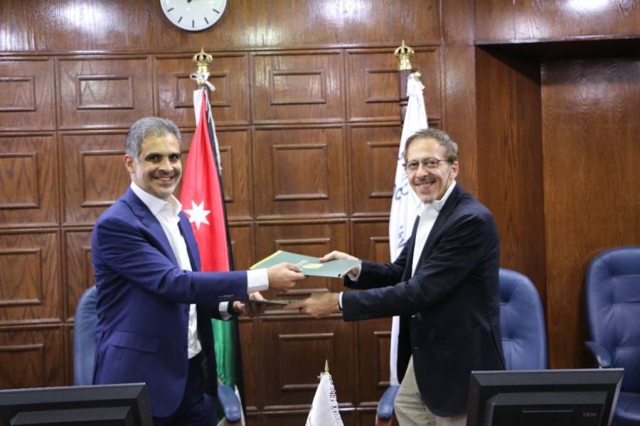 مذكرة تفاهم بين مؤسسة الضمان وبيت التصدير لتبادل المعلومات والبيانات القطاعية