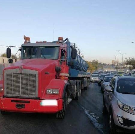 ازدحام مروري خانق بعد تعطل صهريج في نفق الشعب
