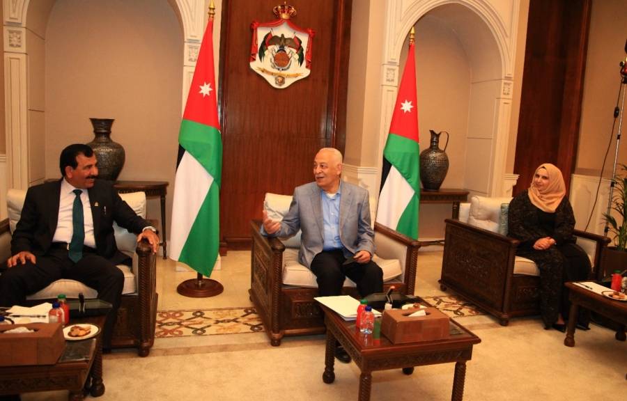 العيسوي يلتقي كتلة المسيرة النيابية  صور