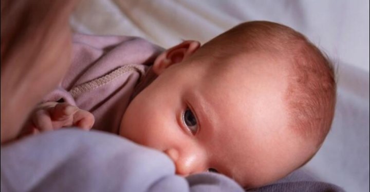 الرضاعة الطبيعية تقلل مخاطر إصابة الأطفال بمرض مزمن