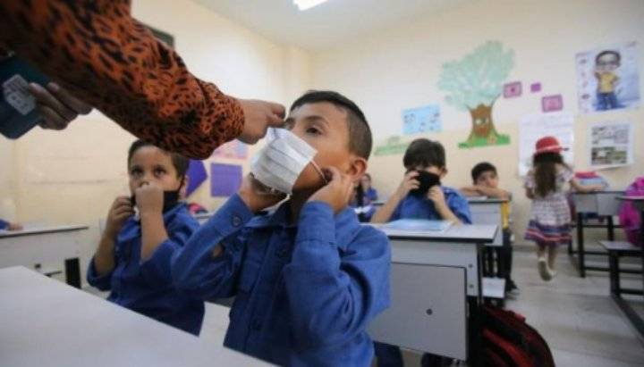 لتربية: إغلاق الشعب الصفية 5 أيام بدلا من 14 إذا بلغت إصابات كورونا 10