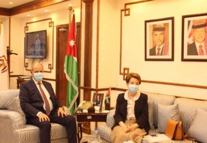 الشمالي يبحث مع سفيرة اليونان التعاون الاقتصادي