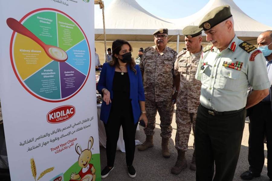 العميد حداد يرعى احتفال دائرة الخدمات العامة والتغذية في الخدمات الطبية...صور