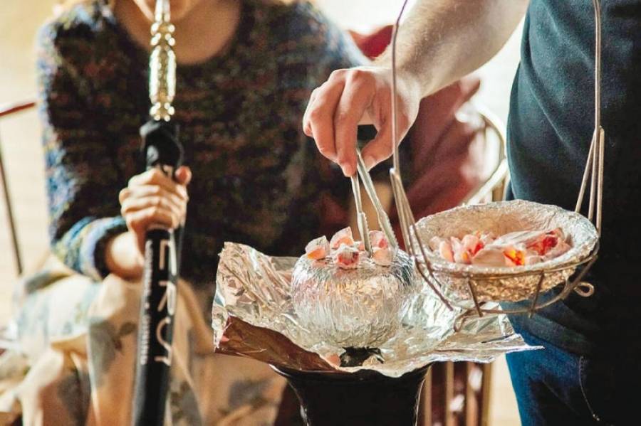 300 مطعم سياحي لم يشملها قرار تقديم الأرجيلة في الصالات