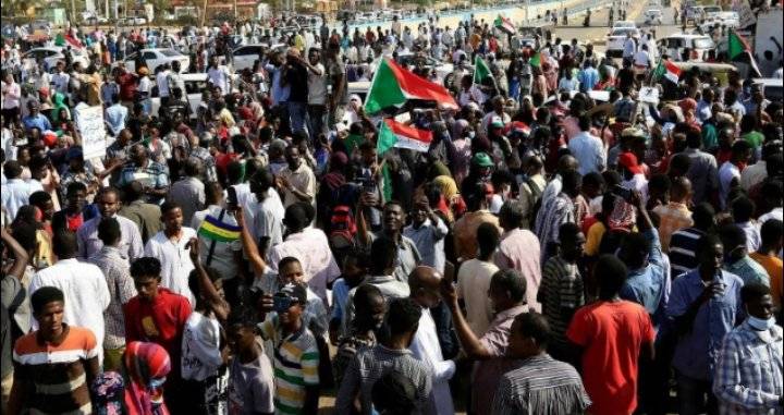 انقطاع خدمات الاتصالات في السودان