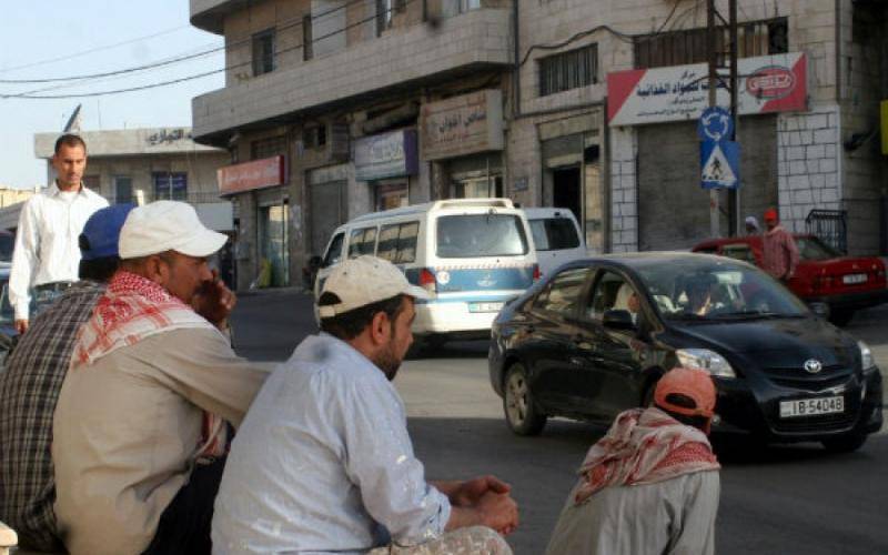 الداخلية : ابعاد العمالة غير الحاصلة على المطعوم اعتبارا من منتصف كانون اول المقبل