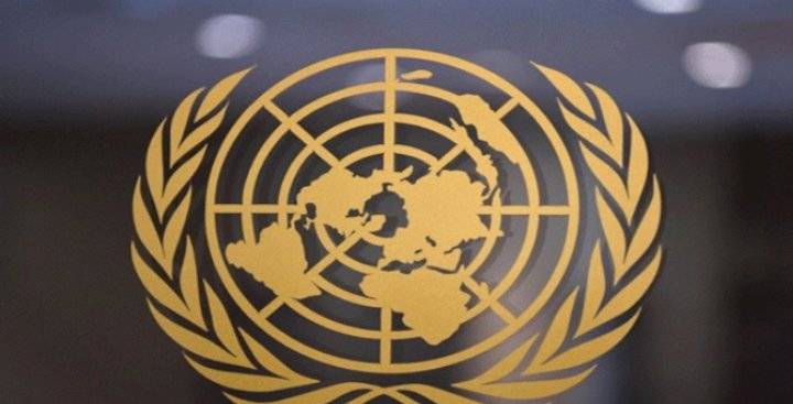 ممثل الاحتلال الإسرائيلي في الأمم المتحدة يهين المنظمة الدولية من على منبرها