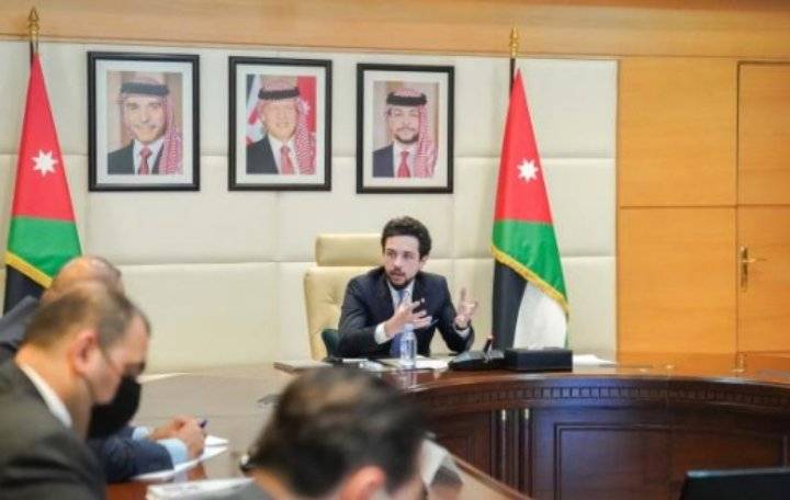 ولي العهد يترأس اجتماعا في رئاسة الوزراء ويطلع على سير برنامج اولويات الحكومة