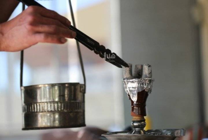 السماح بتقديم الأراجيل ورفع غرامة المخالفة