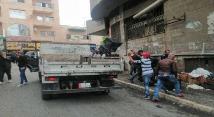 مصادرة 30 بسطة عشوائية بجرش