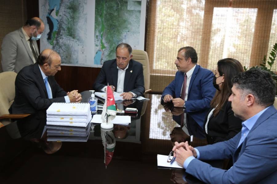 وزير المياه والري : احالة عطاء تنفيذ توسعة محطة تنقية السلط بقيمة 29 مليون يورو