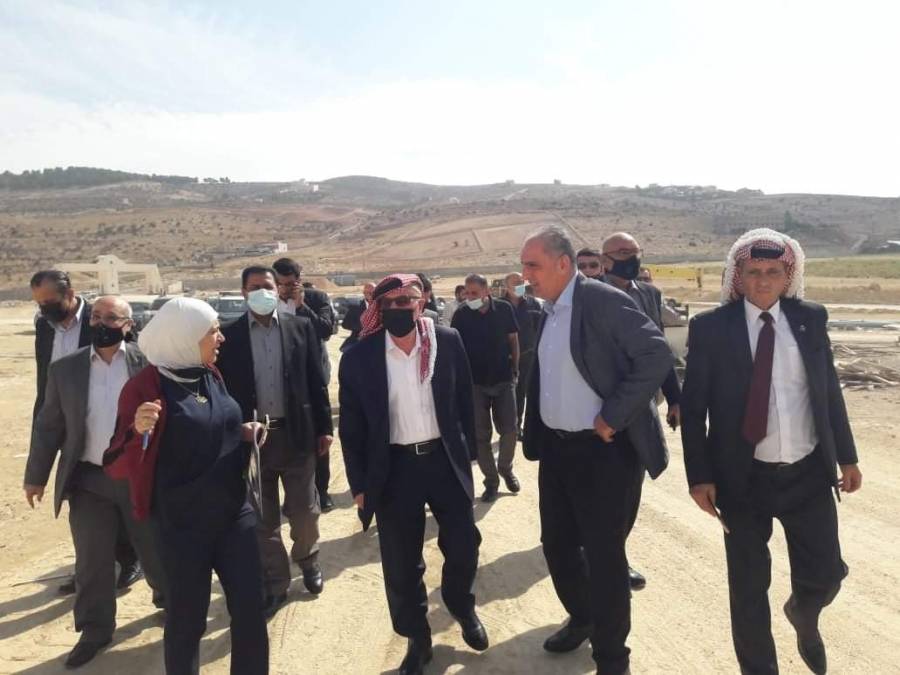 وزير الاشغال يتفقد عددا من المشاريع في جرش