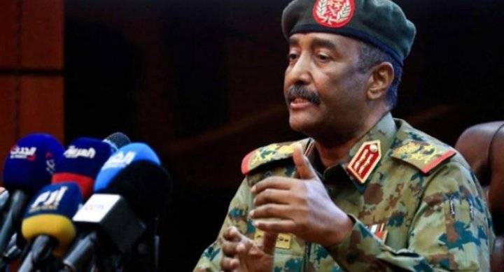 البرهان بصدد تعيين رئيس وزراء لتشكيل حكومة جديدة