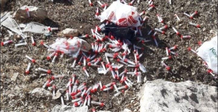 السراحنة: الأنابيب المخبرية الملقاة ليست من مخلفات وزارة الصحة