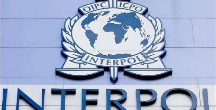 إنتربول الاردن يسلم مطلوباً فاراً من وجه العدالة لفلسطين