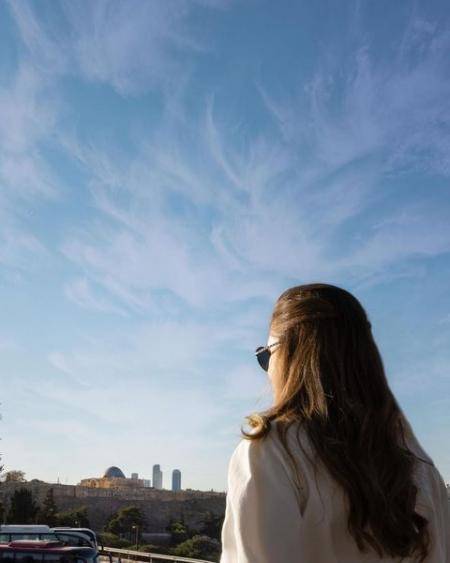 الملكة: لا حاضر لأمة تجهل ماضيها