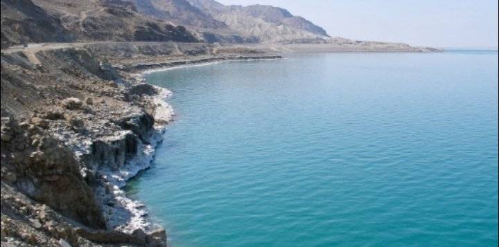 تحذير من السباحة في البحر الميت نهاية الأسبوع