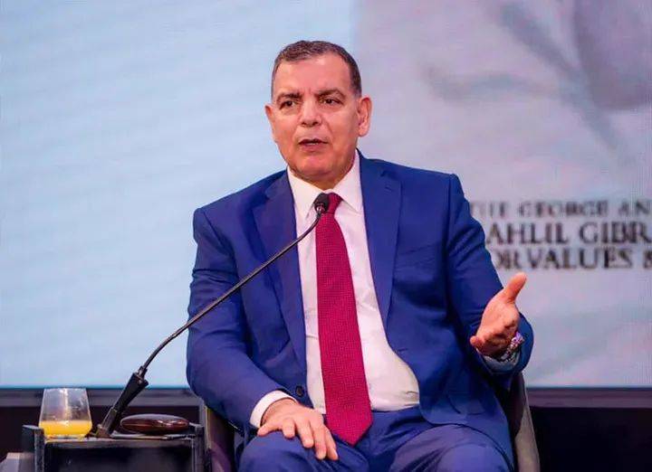 سعد جابر.. من وزير “شعبي” إلى رئيس لاتحاد الملاكمة