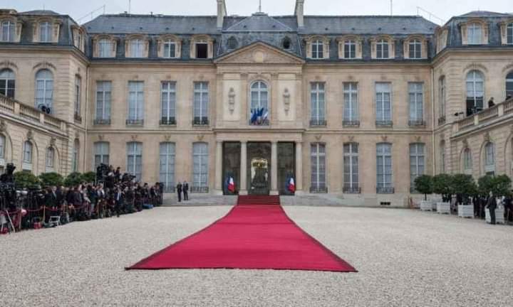 تحقيق فرنسي بشأن اتّهام بالاغتصاب في قصر الإليزيه