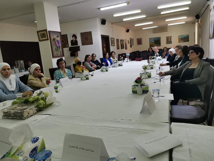 ابو علبة والنمري والسواعير والرواشدة يناقشون قانوني الاحزاب والانتخاب في منتدى الرواد الكبار