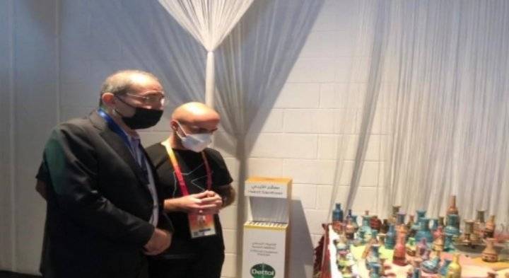 الصفدي يستمع لشرح عن الجناح الأردني بإكسبو