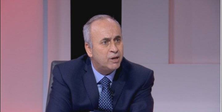 أبو علي يوعز بدراسة ملاحظات خبراء ضريبة الدخل