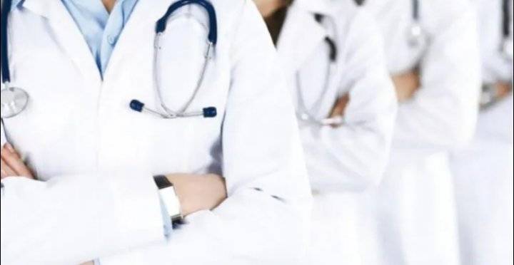 الحكومة تناقش لائحة الأجور الطبية الجديدة نهاية الشهر